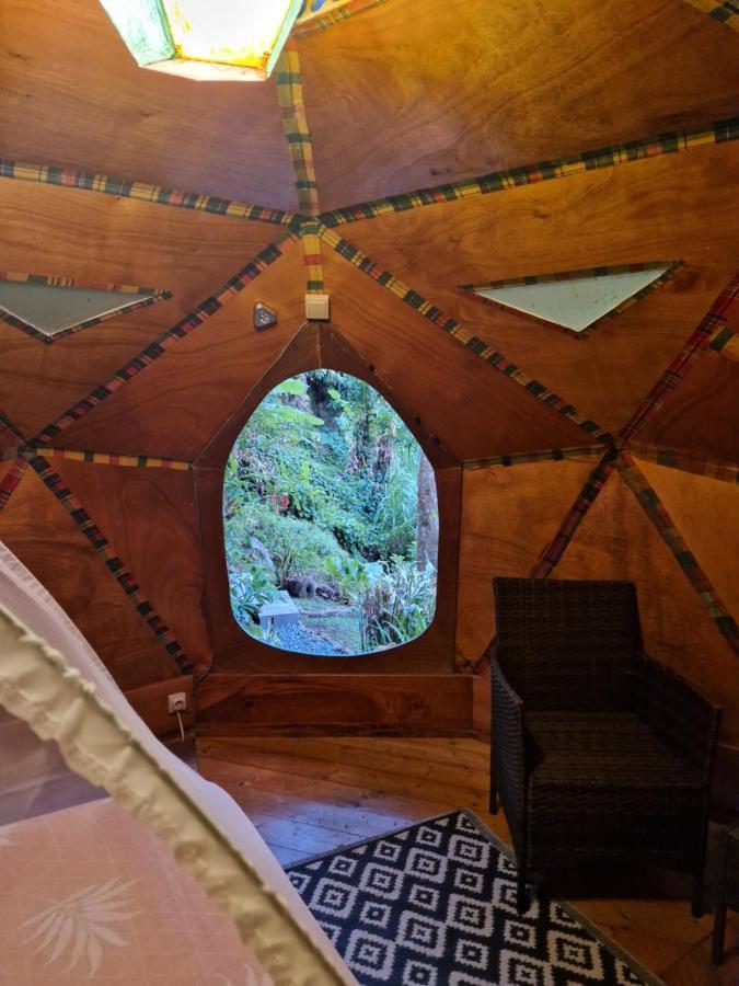 Dome En Bord De Riviere Hotel Saint-Claude Eksteriør billede